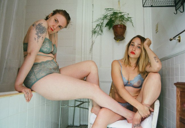 lena-dunham-lingerie
