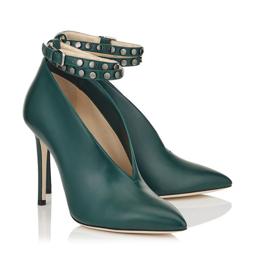 LARK100SNC_034383_ANGLEPAIR